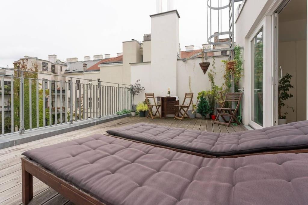 Amazing Terrace, Close To Viennas Biggest Shopping Street Apartment Exterior photo